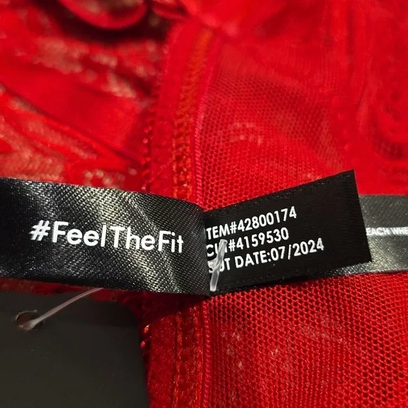 Torrid - Diamante Lace Wireless Bralette in Jester Red​​​​ - Picture 9 of 14